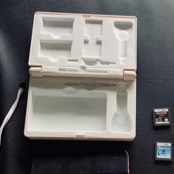 NINTENDO DS GAMES & CASES PLEASE READ DESCRIPTION - Picture 3 of 5